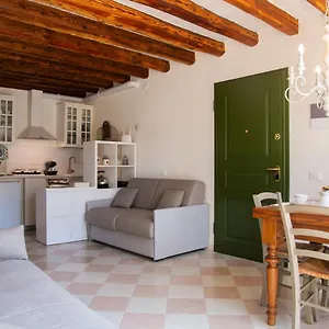 Appartamento Casa Vacanze Venezia C'est La Vie, Mira
