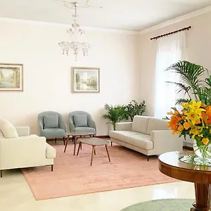 Hotel Isola Di Caprera, Mira